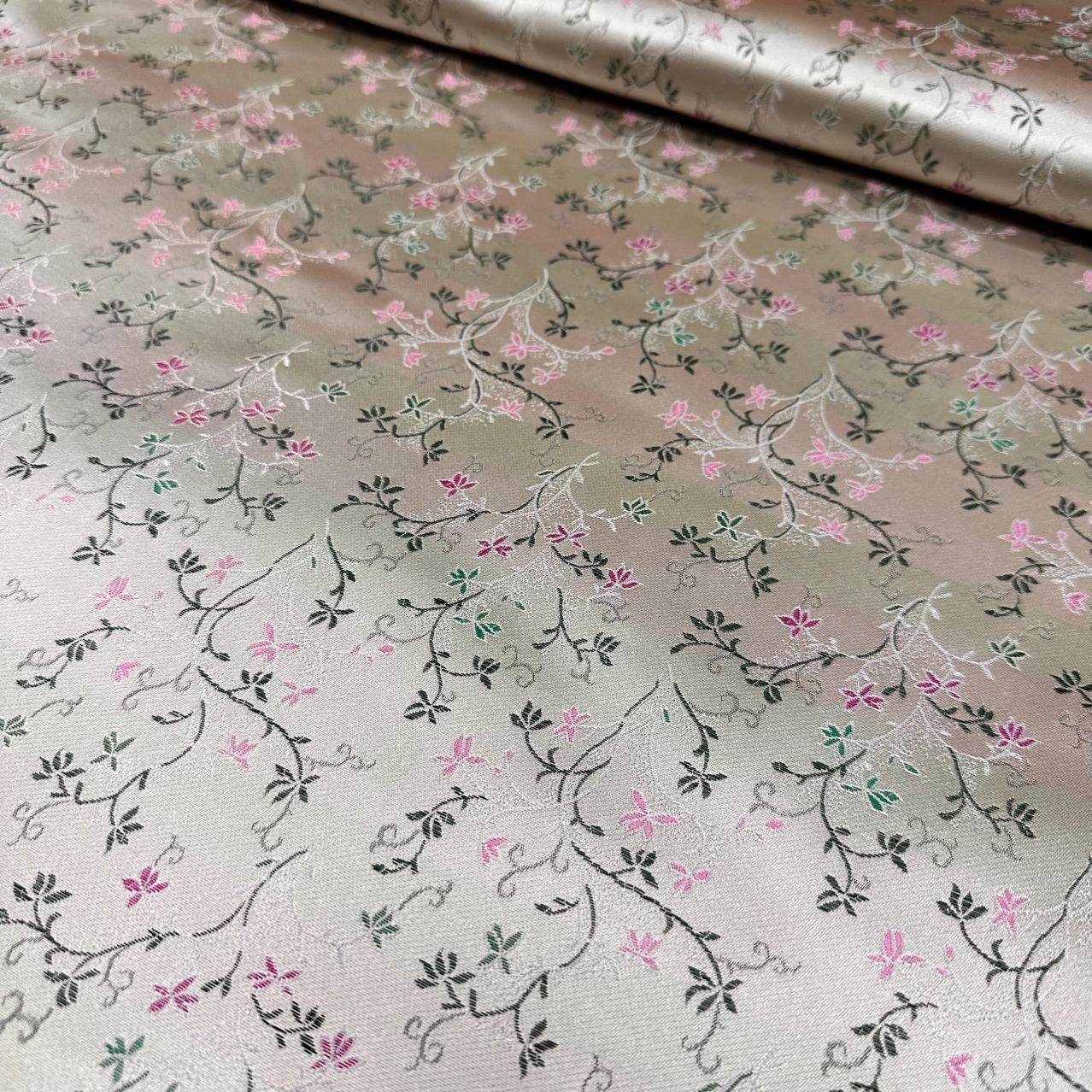 Brocade Hanfu Fabric: Oriental Jacquard for Cheongsam & Costumes