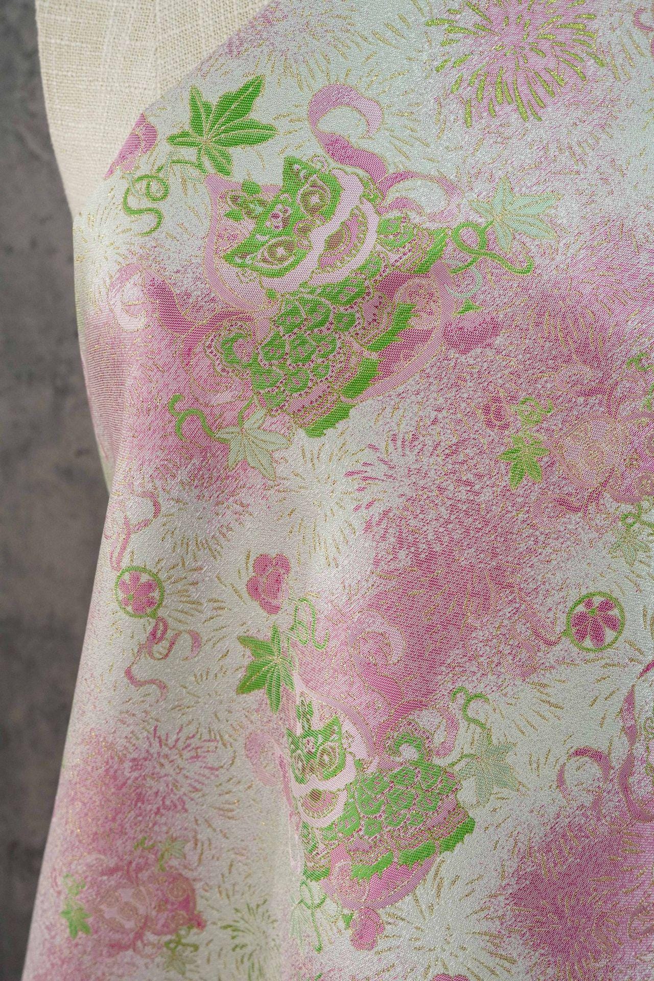 Luxury Song Dynasty Brocade Fabric, Golden Thread Jacquard Textile for Couture, Premium Oriental Silk Woven Material by the Yard - 1 Meter - Poppylollipop