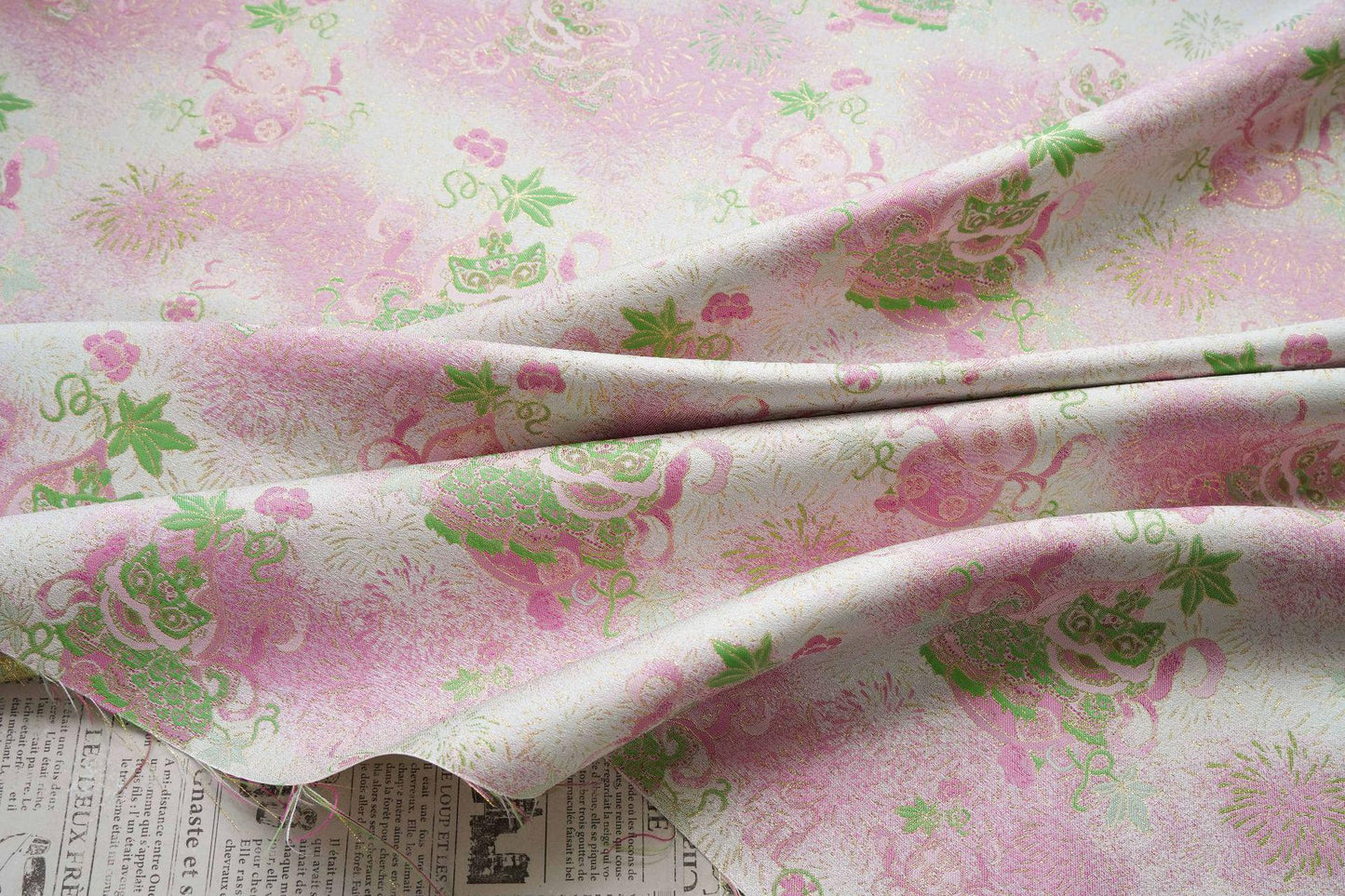 Luxury Song Dynasty Brocade Fabric, Golden Thread Jacquard Textile for Couture, Premium Oriental Silk Woven Material by the Yard - 1 Meter - Poppylollipop