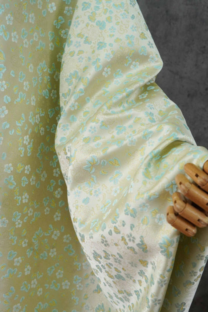 Song Brocade Fabric Gold Thread | Ditsy Floral Jacquard | 3 Colors | Vintage Pattern 59" | Hanfu Dress Cosplay