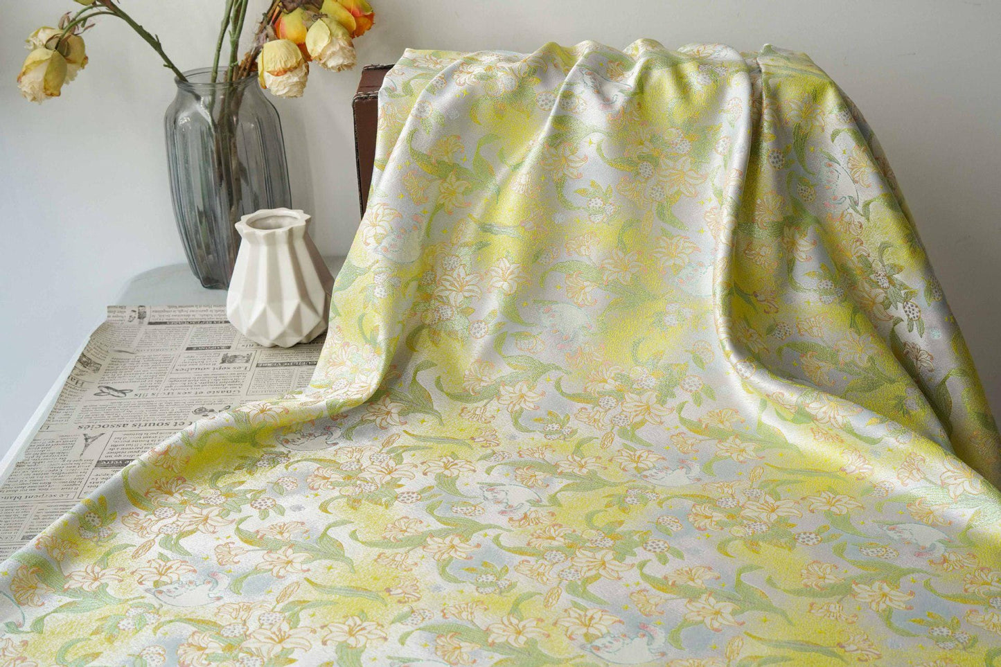 Song Brocade Silk Jacquard Fabric with Lily & Cat Gold Thread Design – Chinese Luxury Decorative Textile for Hanfu, Costume Craft Use