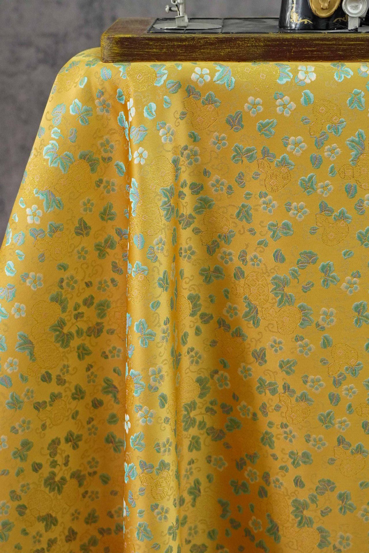 Song Brocade Fabric Gold Thread | Ditsy Floral Jacquard | 3 Colors | Vintage Pattern 59" | Hanfu Dress Cosplay