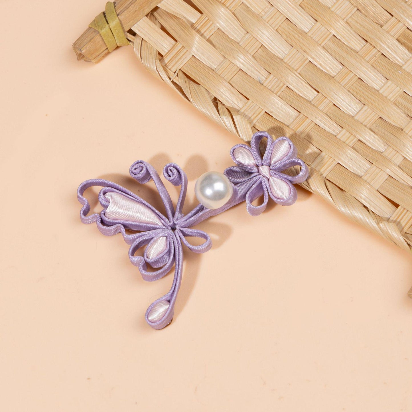 Handmade Chinese Frog Button, Butterfly Knot Closure, Qipao Button, Sewing Trim, Pearl Flower Embellishment, Oriental Fashion Accessory