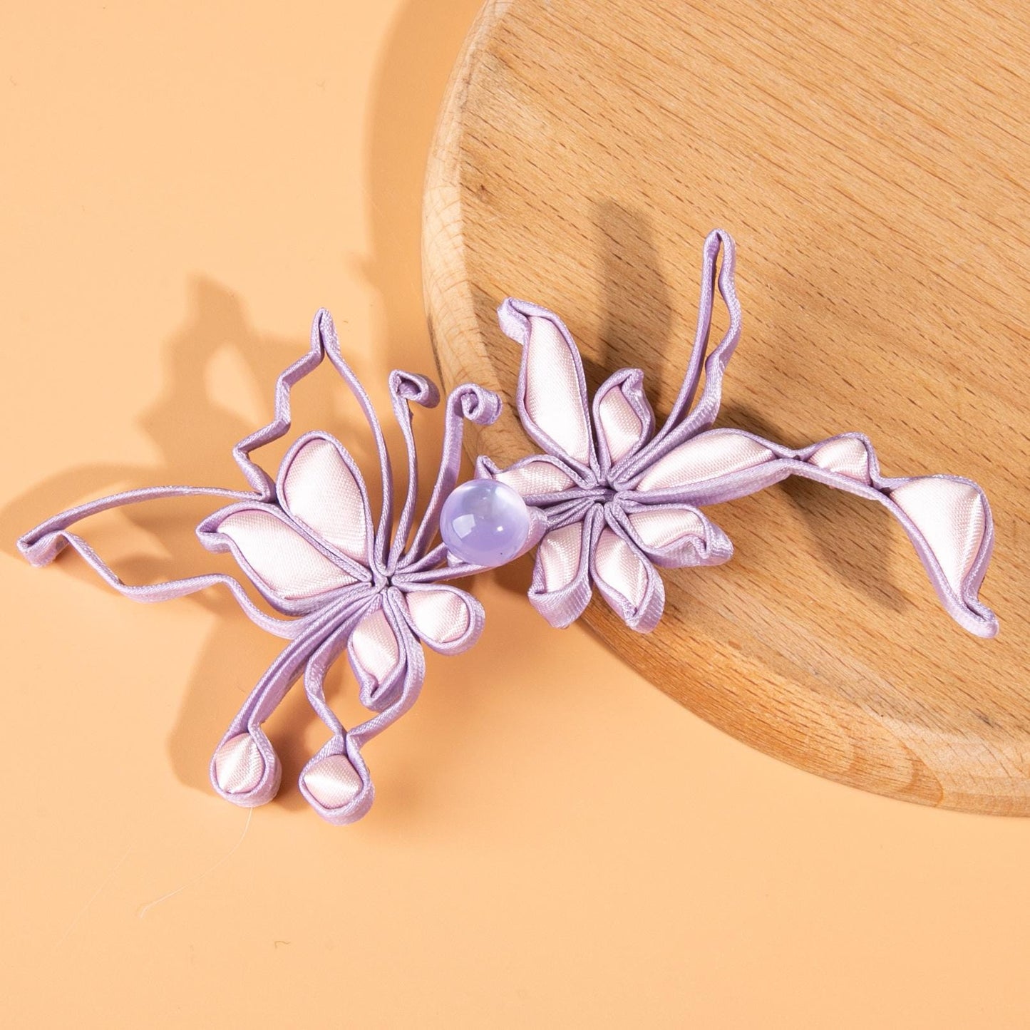 Handmade Butterfly Frog Button, Chinese Knot Closure, Qipao Hanfu Button, Floral Fabric Fastener, Tang Suit Bridal Clothing Embellishment