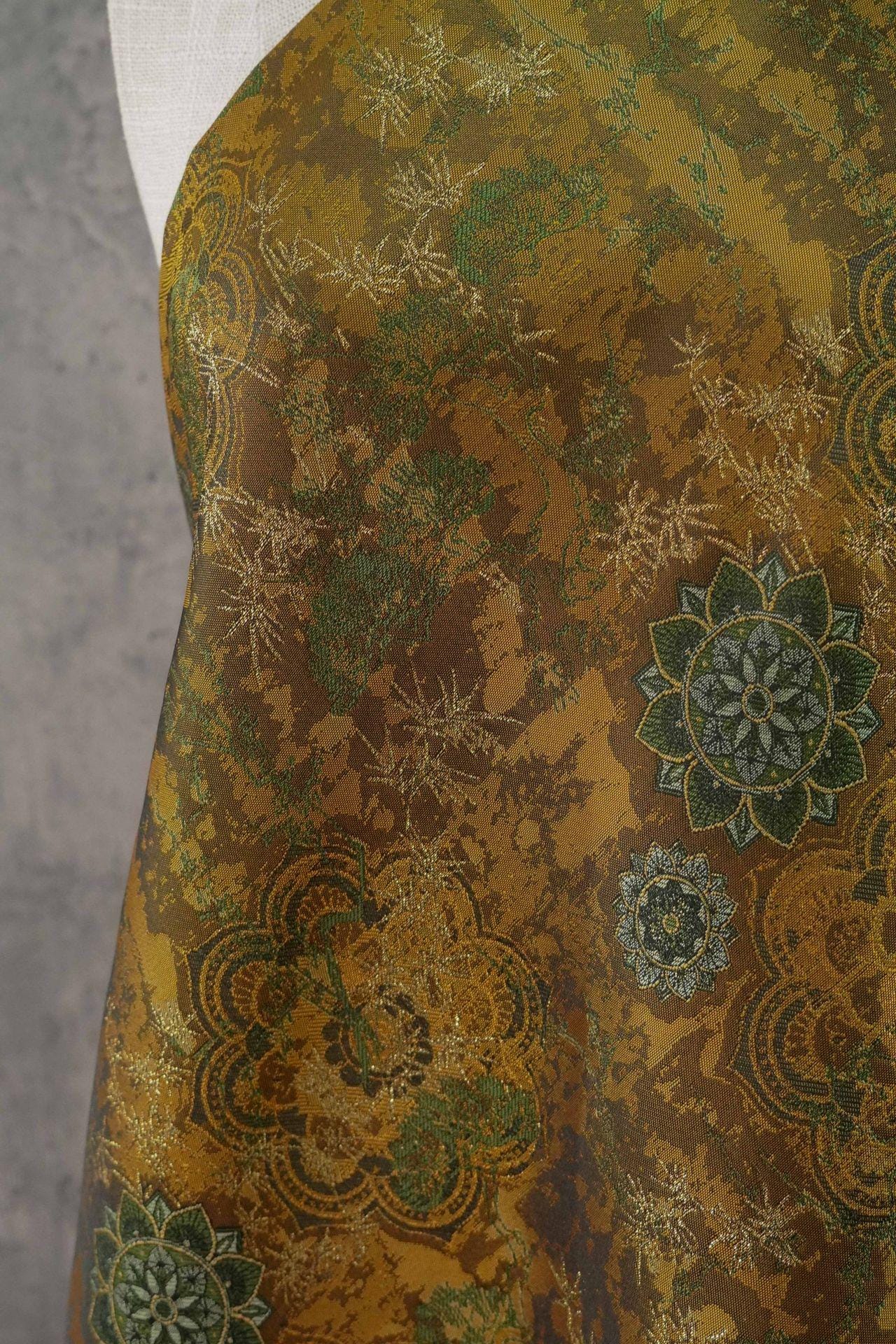 Dunhuang Jacquard Fabric, Gold Metallic Fabric by Yard, Traditional Floral Textile, Silk Like Hanfu Fabric, Luxury Sewing Material, 56"Wide