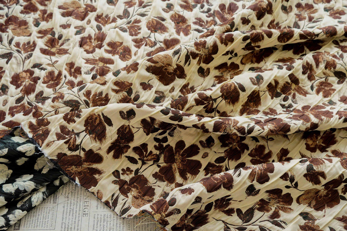 Black & White 3D Embossed Floral Jacquard Fabric by the Yard: Vintage Botanical Woven, Dress Sewing, Upholstery, Costume Material, 51"Wide