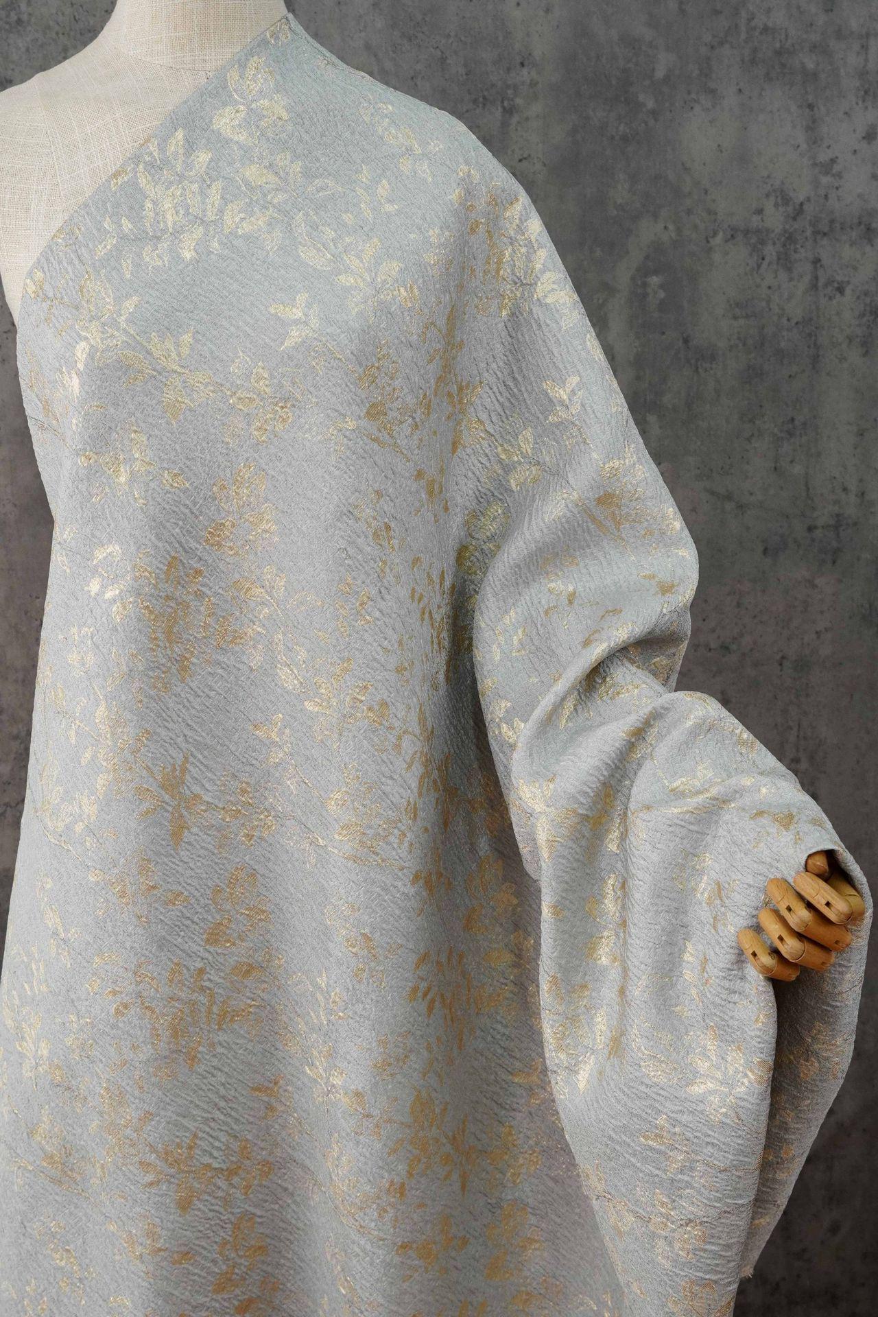 Ivory Gold 3D Embossed Floral Jacquard Fabric, Crinkle Texture Metallic Thread Fabric for Dresses, Bridal, Home Decor by the Yard, 55"Wide