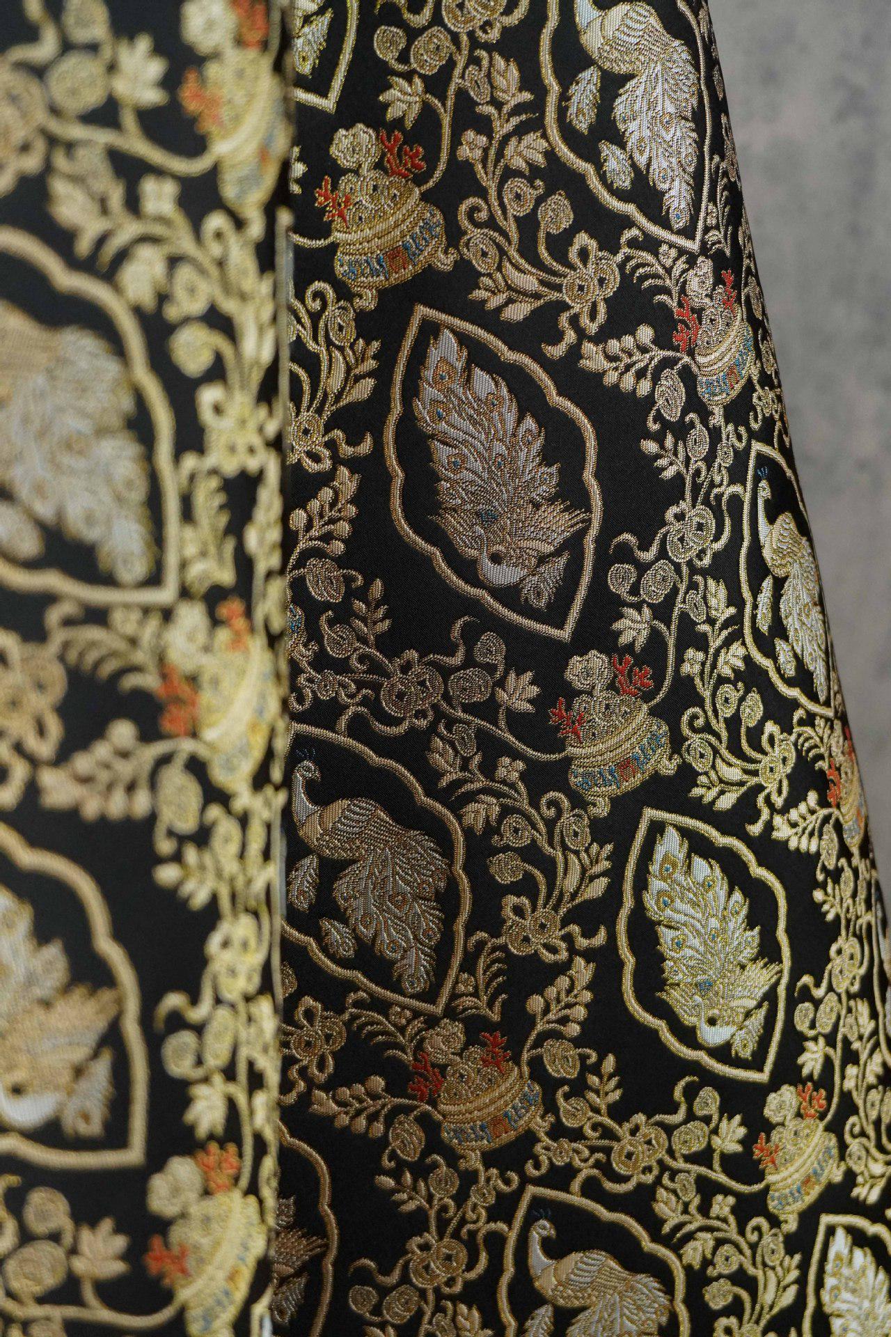 Peacock Floral Gold Thread Jacquard Fabric, Black Brocade Decorative Textile for Qipao, Bags, Cushions, Crafts and Sewing