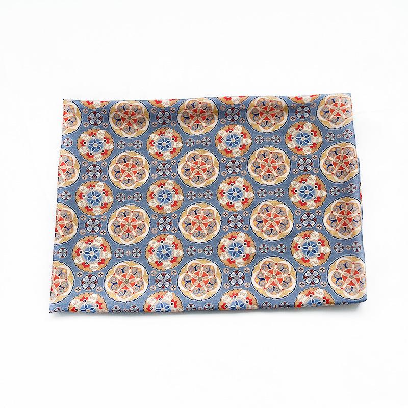 Blue Ornamental Medallion Print Cotton Fabric, Baoxiang Floral Textile for Dresses, Quilting, Bags, Crafts and Sewing (59 inch)