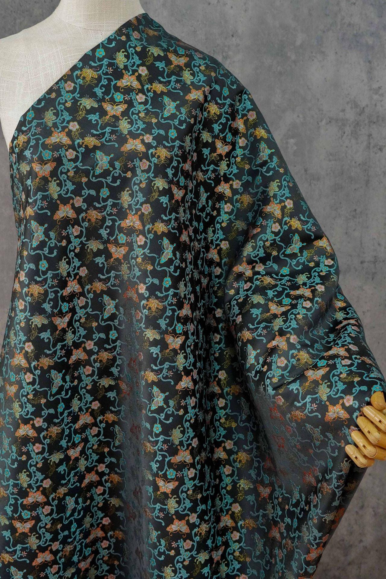 Butterfly Vine Song Brocade Fabric, Gold Thread Jacquard Textile for Qipao, Hanfu, Dresses, Bags and Sewing, 59"Wide