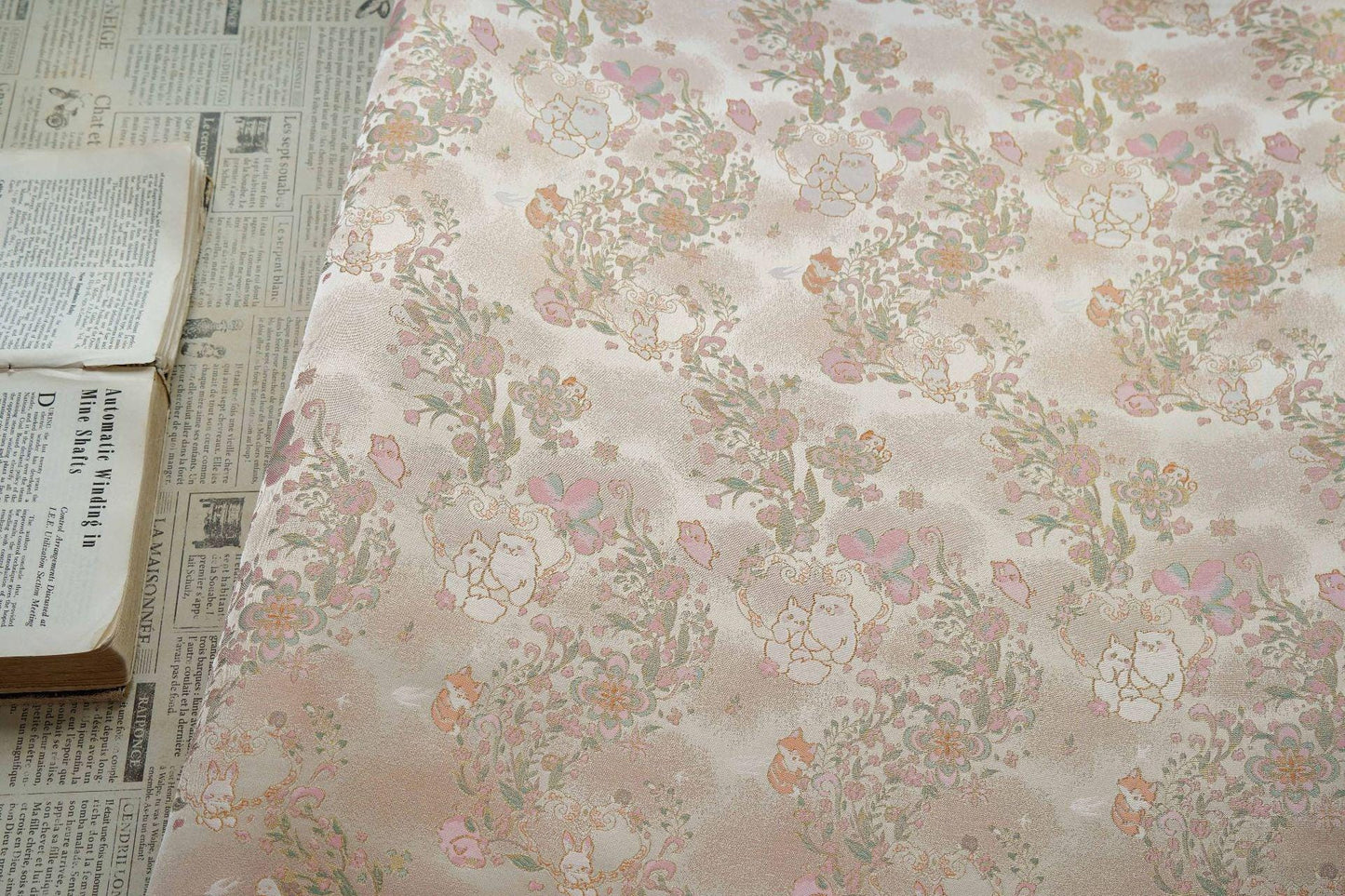Cute Animal Spring Song Brocade Fabric, Chinese Style Gold Metallic Jacquard Textile, Floral Woven Fabric for Dress, Qipao and Sewing