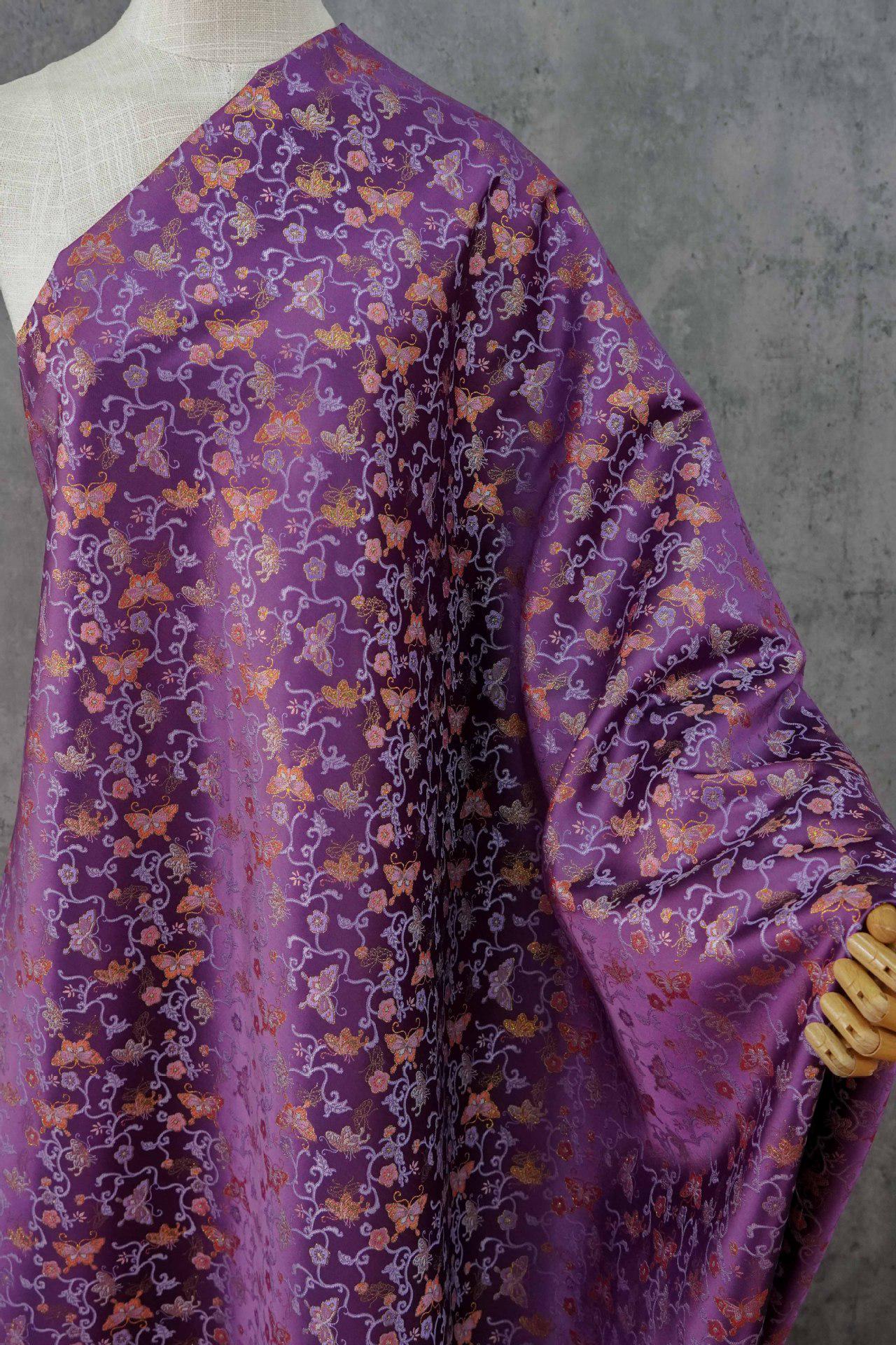Butterfly Vine Song Brocade Fabric, Gold Thread Jacquard Textile for Qipao, Hanfu, Dresses, Bags and Sewing, 59"Wide