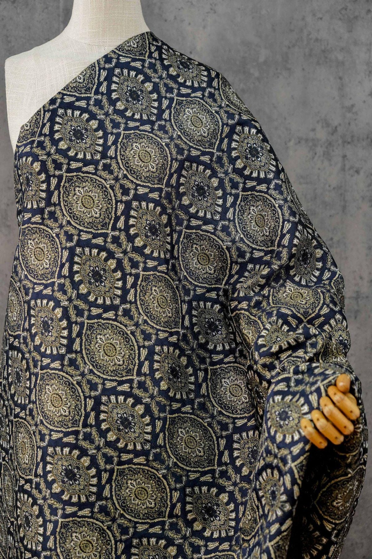 Persian Floral Medallion Jacquard Fabric, Metallic Gold Thread Brocade with Diamond Pattern for Cheongsam, Jackets, Bags and Home Decor, 63"