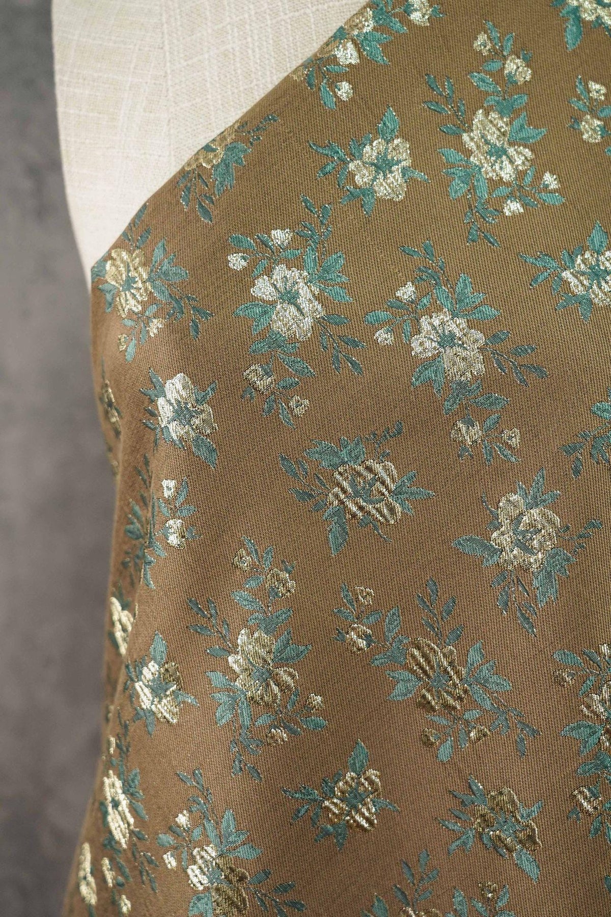 Brown Floral Jacquard Fabric, Gold Thread Ditsy Flowers, Vintage Textured Brocade for Dresses, Jackets, Cheongsam and Home Decor, 55"W